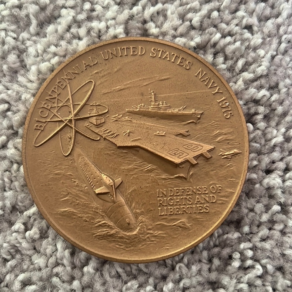 Bicentennial United States Navy 1975 Coin